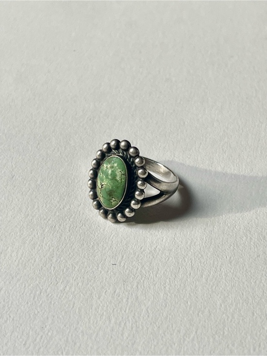 Jewelry - Vintage Navajo Sterling Silver Green Turquoise Split Shank Statement Ring